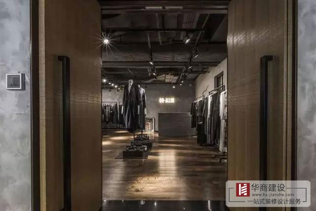 廣州服裝店裝修設(shè)計(jì)要有“顏色”，第一眼很重要
